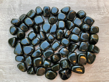 GAF TREASURES 5 Pcs Green Goldstone Tumbled Stones, Polished Green Goldstone Gemstone, Green Goldstone Healing Crystals (Green Goldstone)