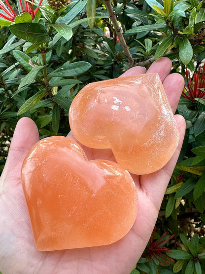 Orange Selenite Gemstone Hearts, Polished Orange Selenite Puffy Hearts, Orange Selenite Crystal Palm Stone, Orange Selenite Healing Crystal Hearts (1 Heart)