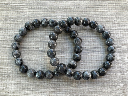 GAF TREASURES Black Labradorite Crystal Bead Bracelet 8mm, Genuine Black Labradorite Stretch Gemstone Bracelet, Healing Crystal Bracelet, Gift for Men & Women (1)