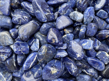 GAF TREASURES 5 Pcs Sodalite Tumbled Stones, Polished Sodalite Gemstone, Healing Crystals (Sodalite)