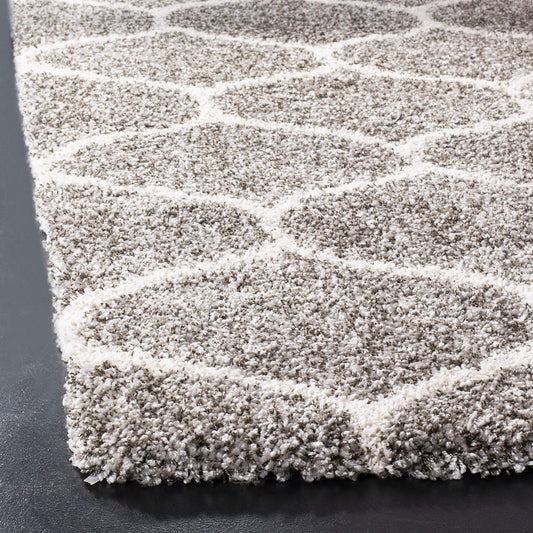 SAFAVIEH Hudson Shag Collection Accent Rug - 2'3" x 3'9", Grey & Ivory, Trellis Design, Non-Shedding & Easy Care, 2-inch Thick Ideal for High Traffic Areas in Entryway, Living Room, Bedroom (SGH280B)