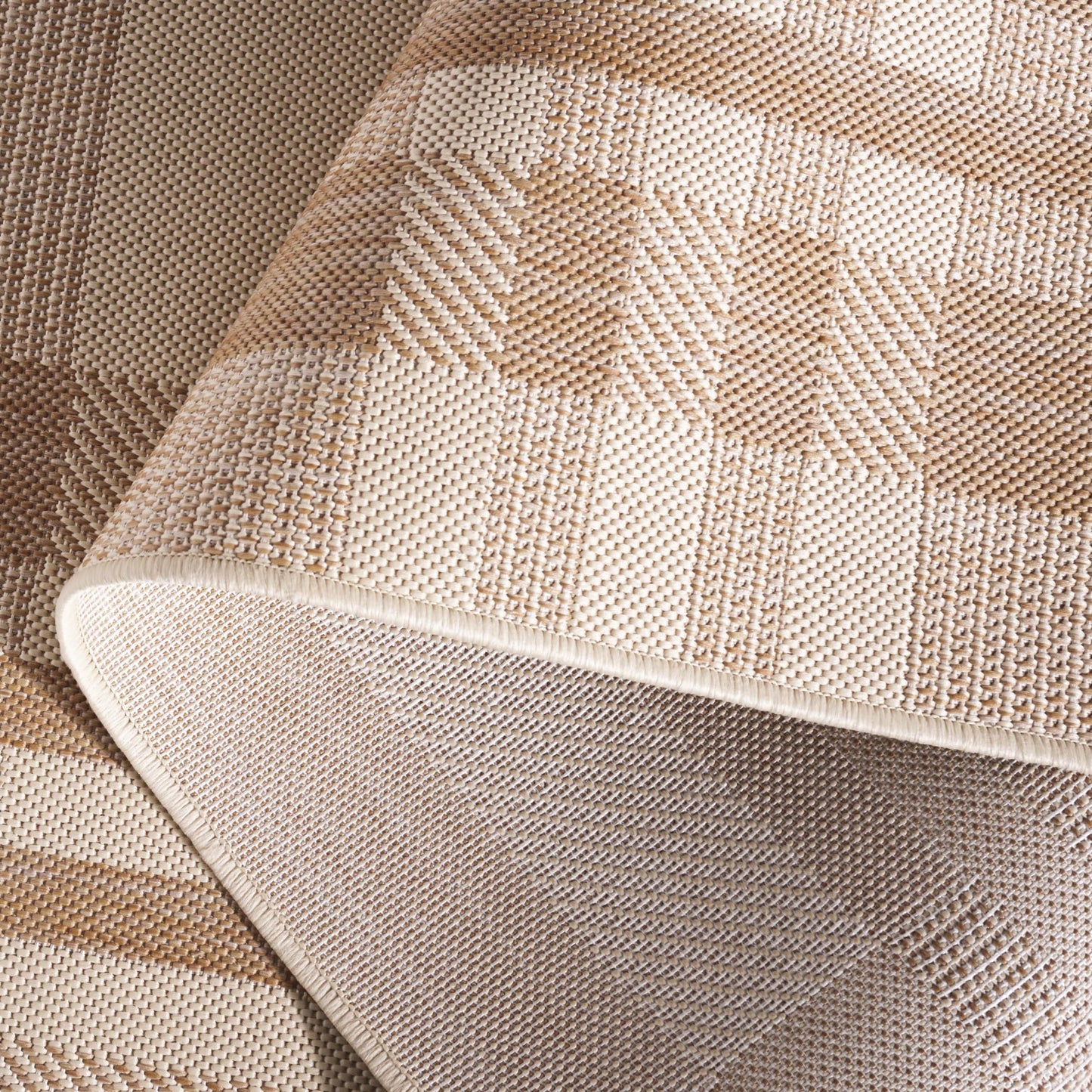 SAFAVIEH Washable Rug Outdoor Courtyard Collection - 2'3" x 5', Natural & Beige, Plaid Pattern, Non-Shedding & Easy Cleaning, Ideal for Patio, Front Door, Entryway, Mudroom, Doormat (CY6201-393)