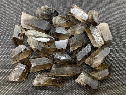GAF TREASURES Wholesale Smoky Quartz Points, Natural Smoky Quartz Points, Raw Smoky Quartz Points Healing Crystals (Smoky Quartz Points, 0.25 Pound)